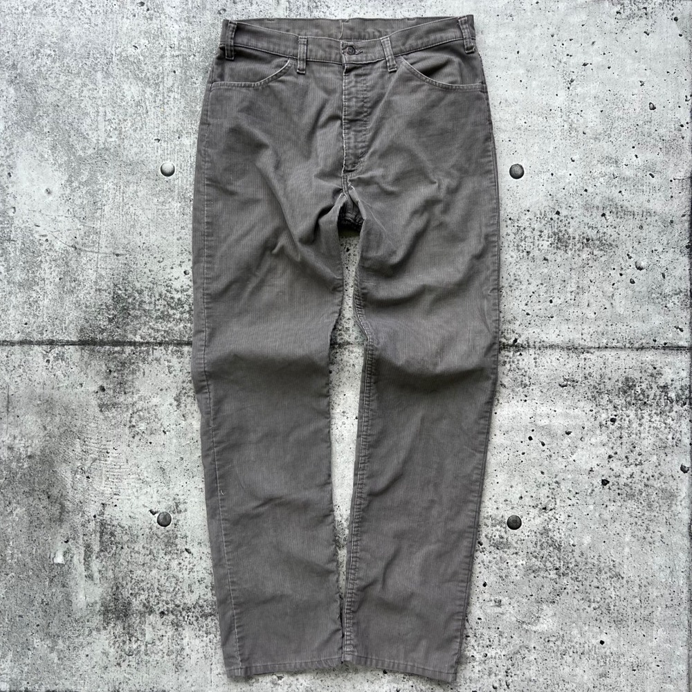 Vintage Levi's 519 Pants Mens 34x32 Grey Corduroy Straight Leg White Tab USA 80s